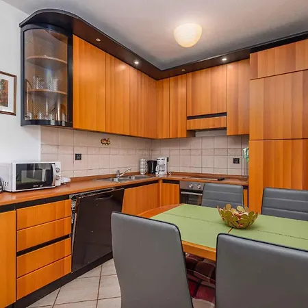 In - Istrien 44235 Apartment *